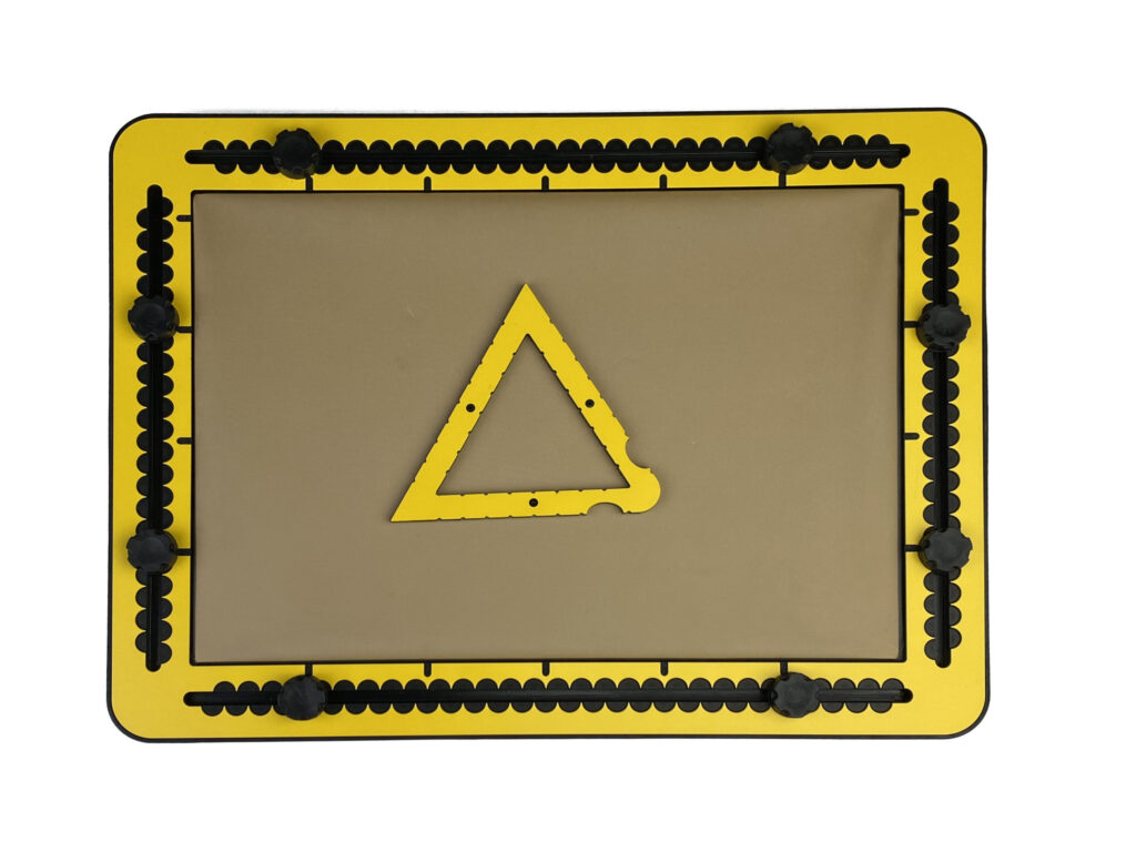 02. Triangle Tool - Thinkable products for visually impaired people