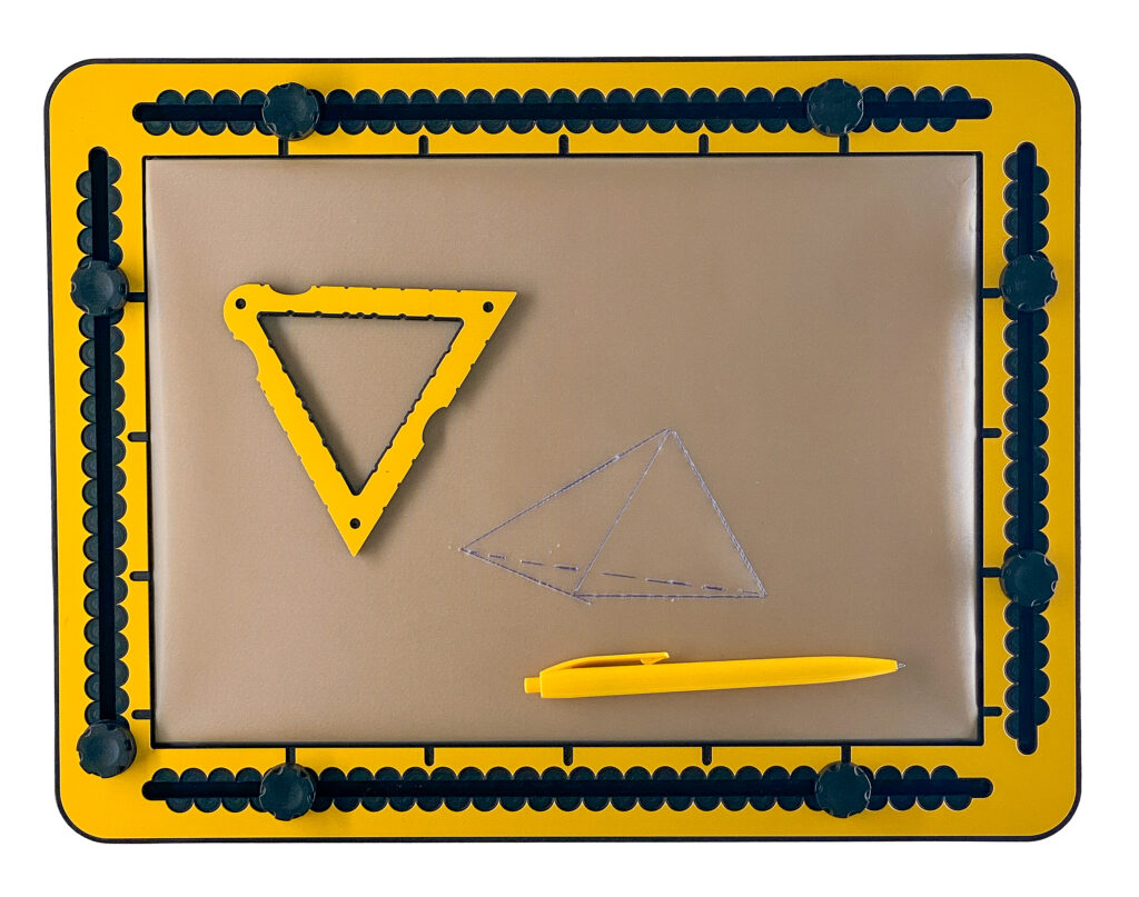 A three-sided pyramid (tetrahedron) completed using the triangle tool.