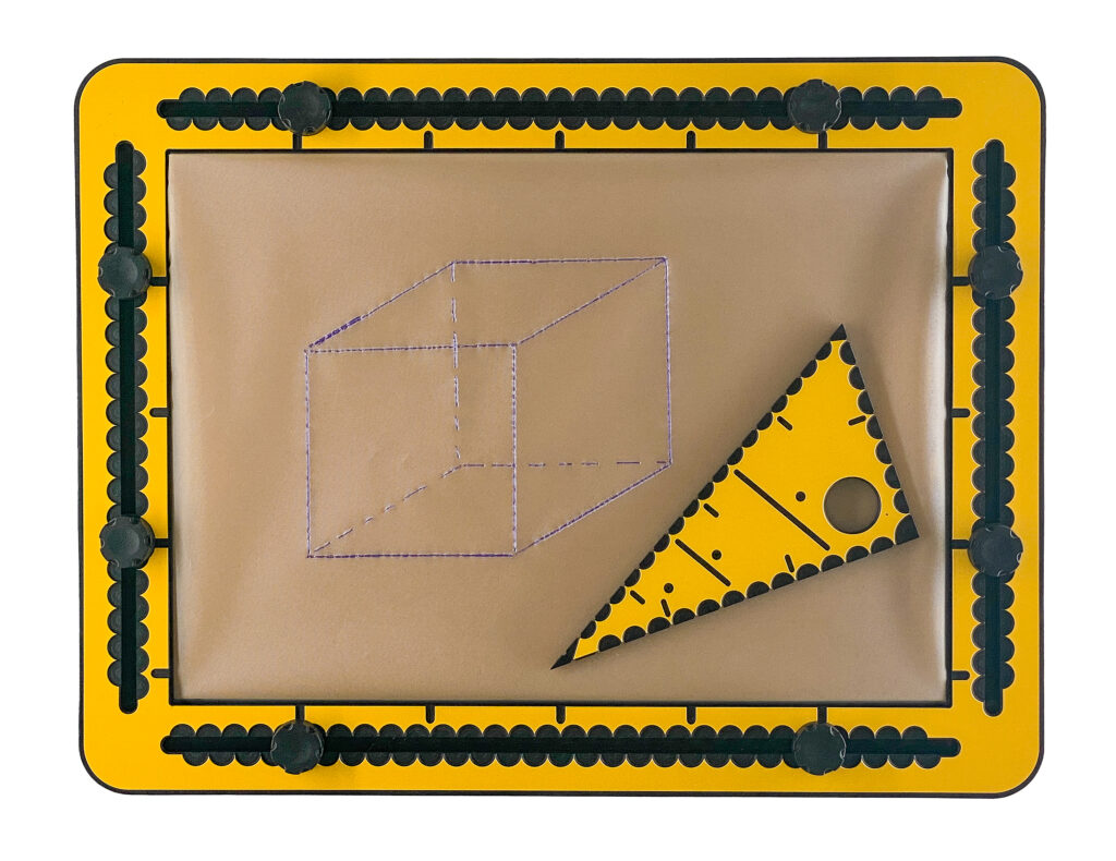 The end result after completing all steps: a cube with sides of 8 centimetres, including dashed lines that are invisible behind the cube's faces.